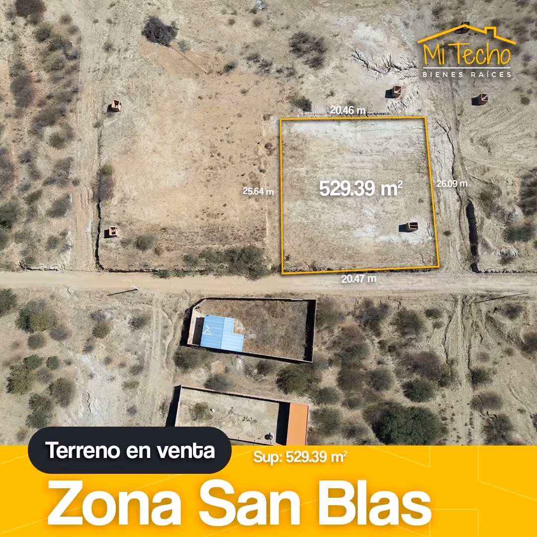 Lote esquinero San Blas detrás del Da Vinci